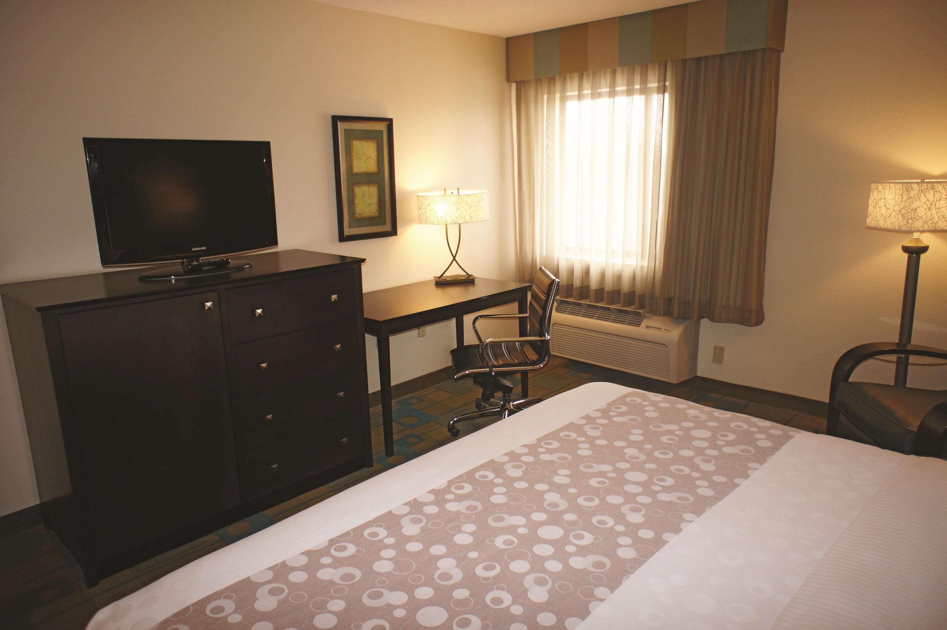 La Quinta By Wyndham Plattsburgh Hotel Kültér fotó