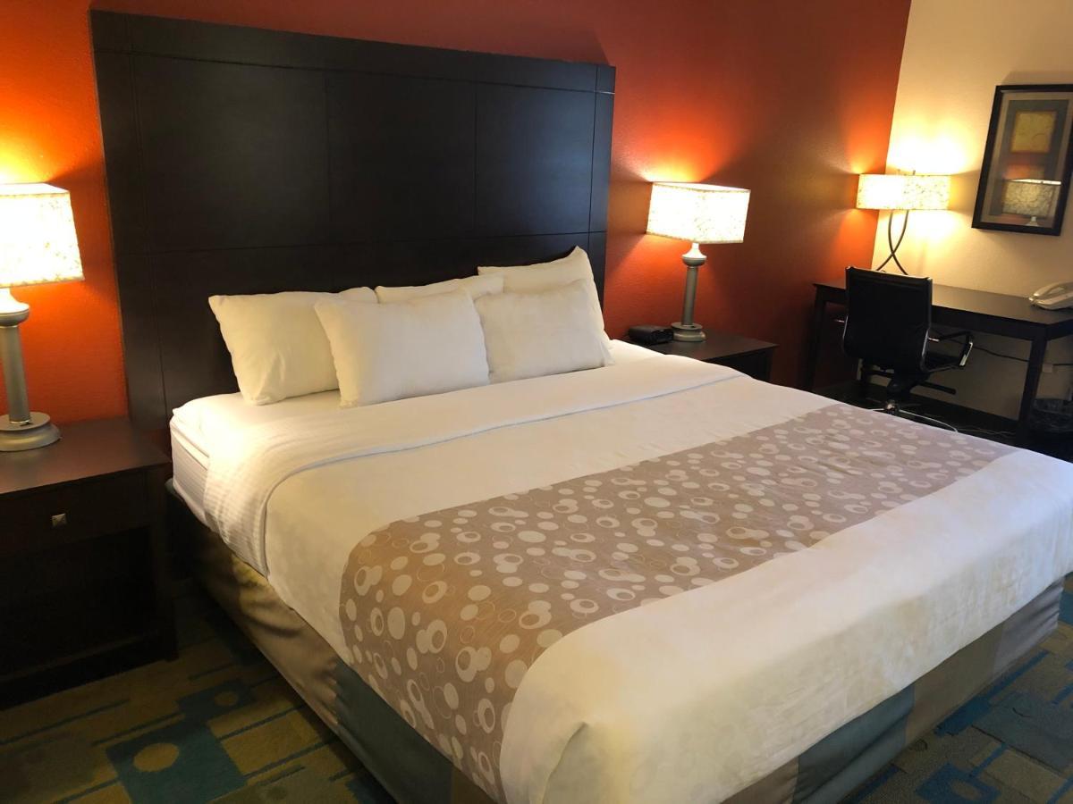 La Quinta By Wyndham Plattsburgh Hotel Kültér fotó