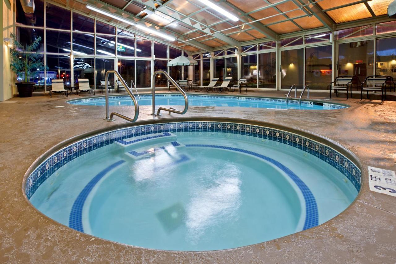 La Quinta By Wyndham Plattsburgh Hotel Kültér fotó